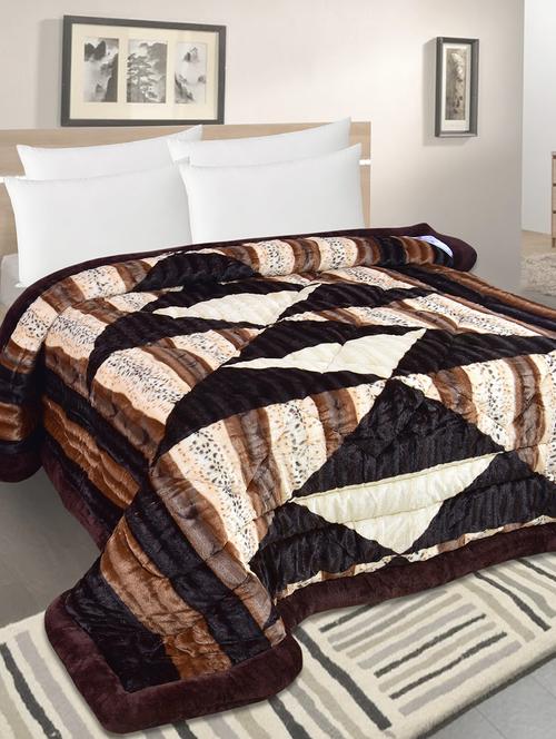 velvet modern style fibre winter quilt - 14503558 - Very Small Image - 1