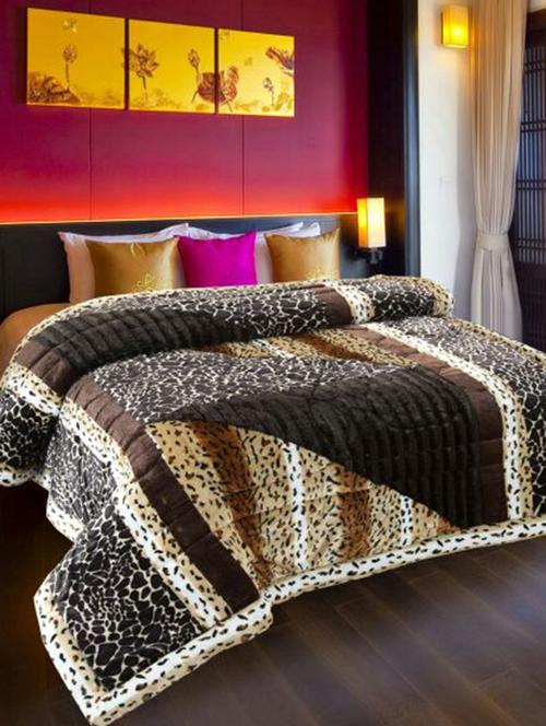 velvet modern style fibre winter quilt - 14503563 - Very Small Image - 1