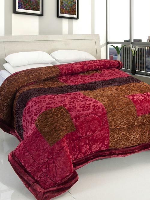 velvet modern style fibre winter quilt - 14503578 - Very Small Image - 1