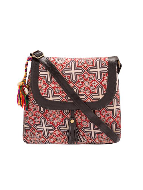 red cotton sling bag - 14521322 - Very Small Image - 1