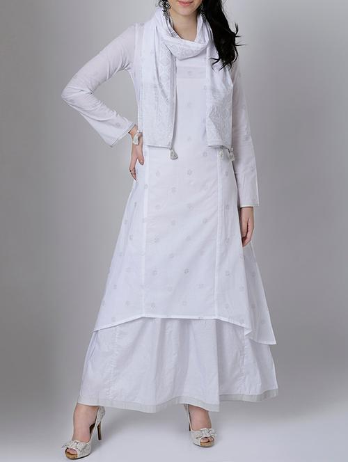 white cotton kurta and dupatta set - 14533097 - Very Small Image - 1