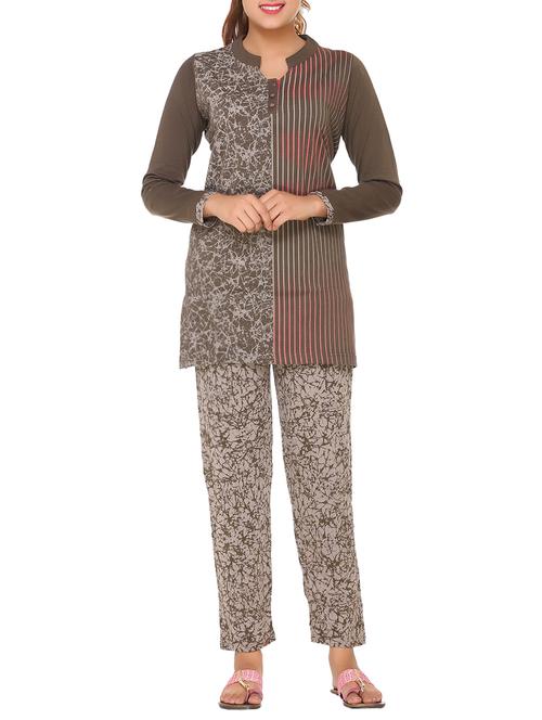brown cotton pajama set - 14546585 - Very Small Image - 1