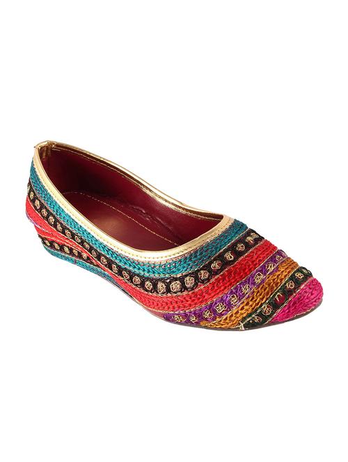 multi colored ethnic jutis - 14618711 - Very Small Image - 1
