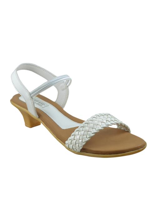 white faux leather back strap sandals - 14651104 - Very Small Image - 1