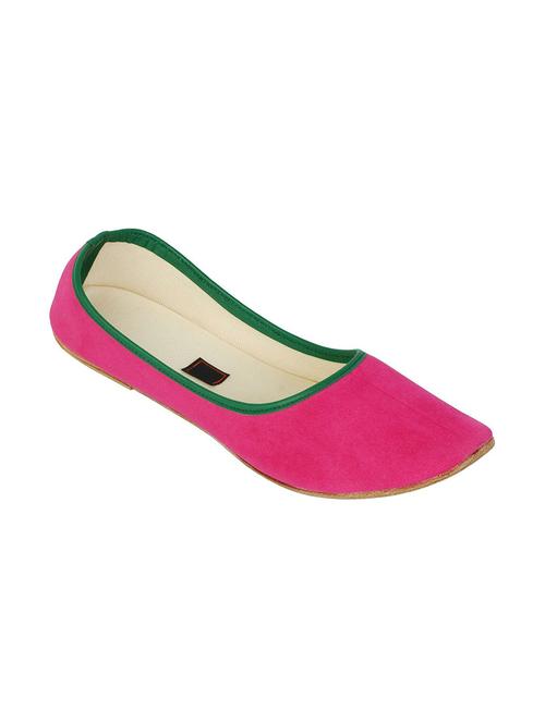pink slip on jutis - 14799619 - Very Small Image - 1