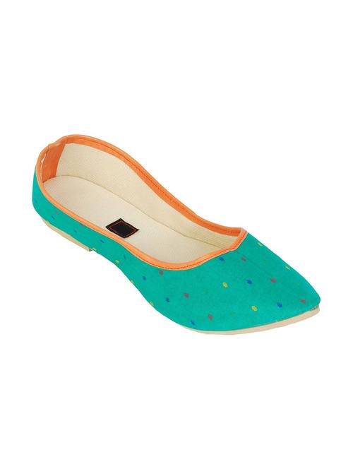 green slip on jutis - 14799622 - Very Small Image - 1