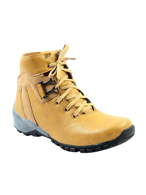 beige leatherette hiking boots - 14804815 - Very Small Image - 1