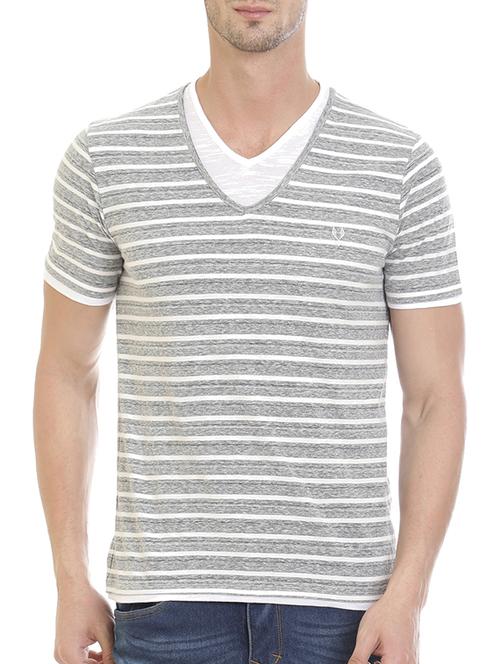 grey cotton  t-shirt - 14854357 - Very Small Image - 1