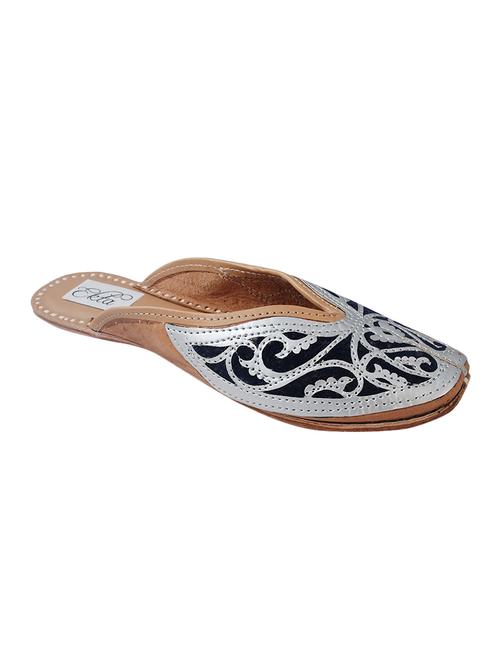multi colored slip on jutis - 14865331 - Very Small Image - 1
