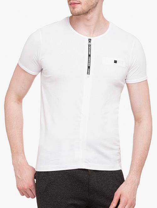 white cotton pocket t-shirt - 14891828 - Very Small Image - 1