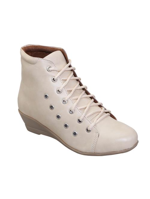 white lace-up ankle boot - 14958507 - Very Small Image - 1