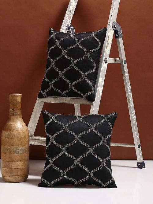 set of 2 embellished cushion covers - 15033704 - Very Small Image - 1