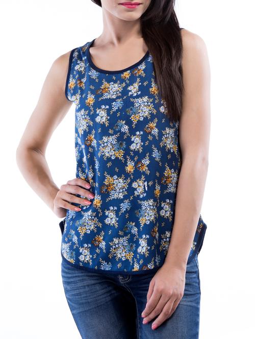 curved hem piped printed top - 15049775 - Very Small Image - 1