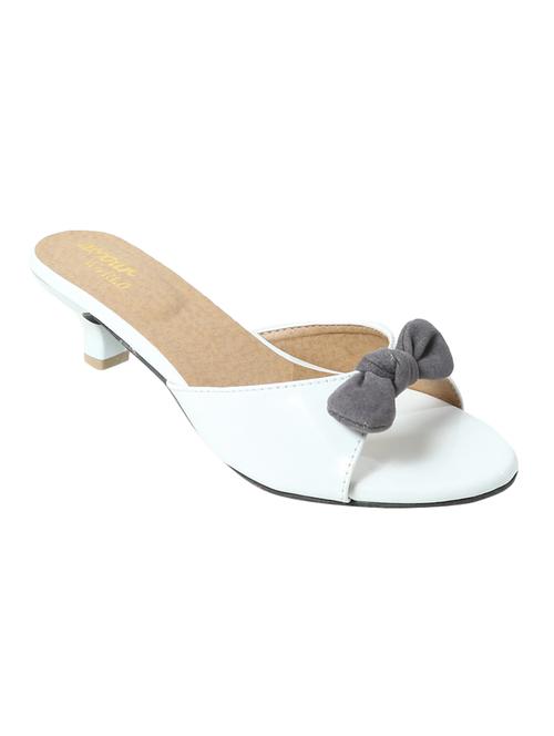 white patent leather slip on sandals - 15071146 - Very Small Image - 1
