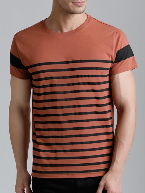 brown cotton  t-shirt - 15136133 - Very Small Image - 1