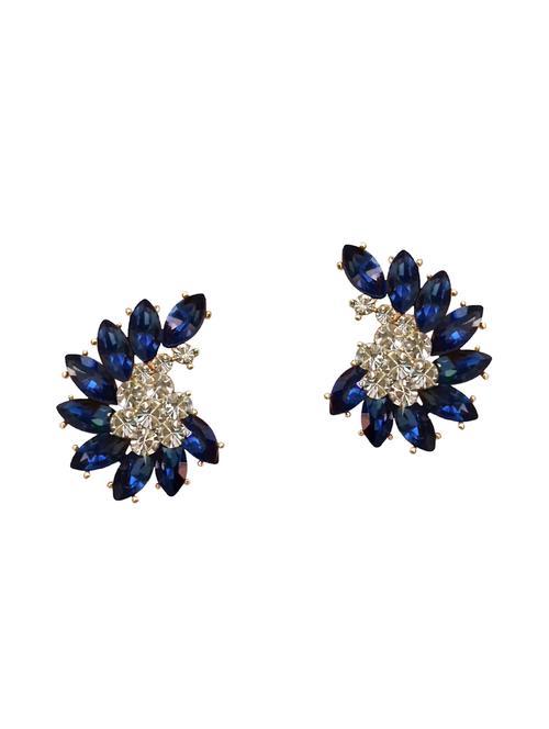 studs - 15145303 - Very Small Image - 1