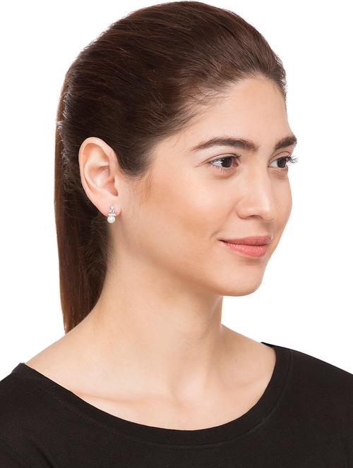 white metal studs earring - 15145968 - Very Small Image - 1