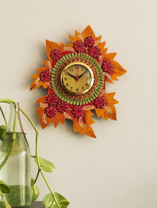 handcrafted papier-mache leaf shape wall clock - 15148674 - Very Small Image - 1