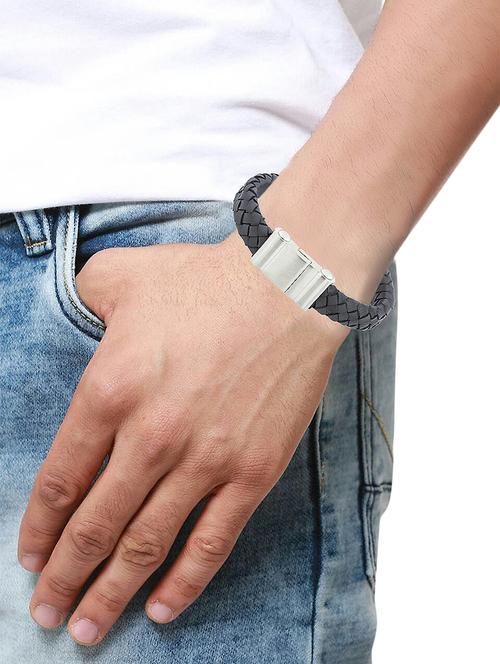 black leather bracelet - 15199320 - Very Small Image - 1