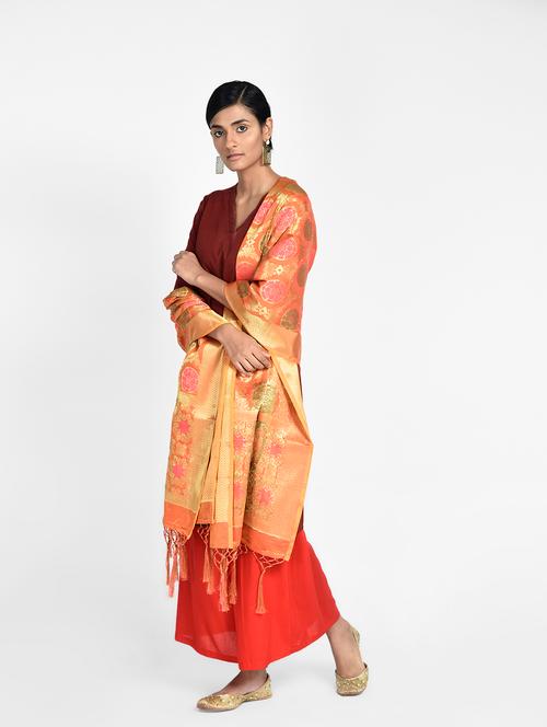 orange silk banarasi dupatta - 15230259 - Very Small Image - 1