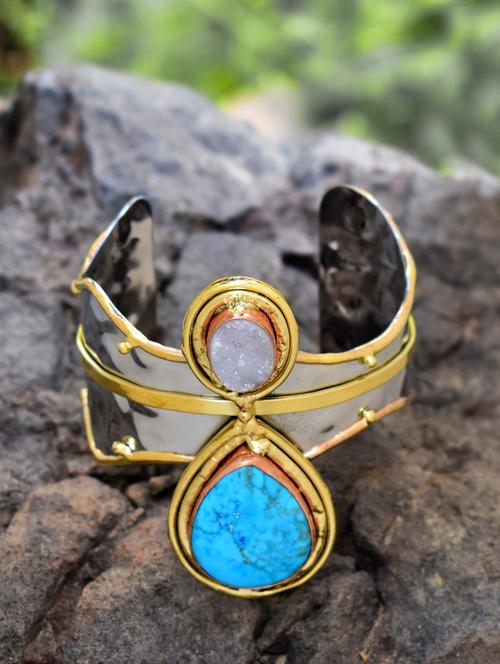cuff bracelet - 15266679 - Very Small Image - 1