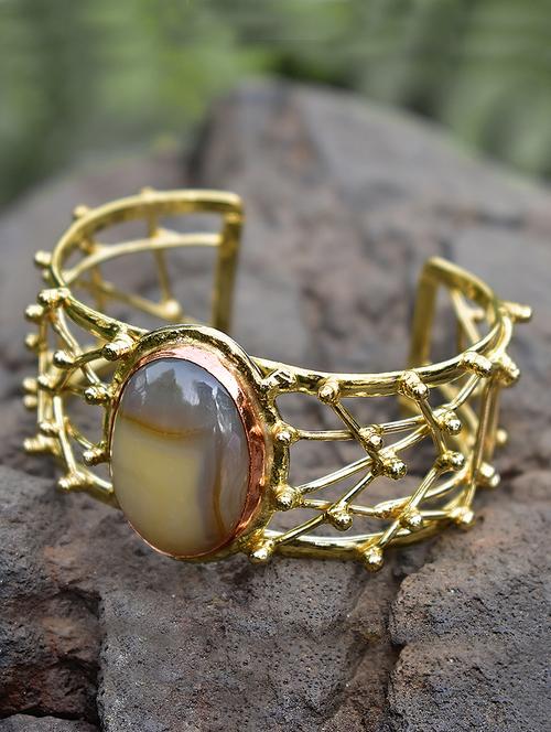 cuff bracelet - 15266683 - Very Small Image - 1