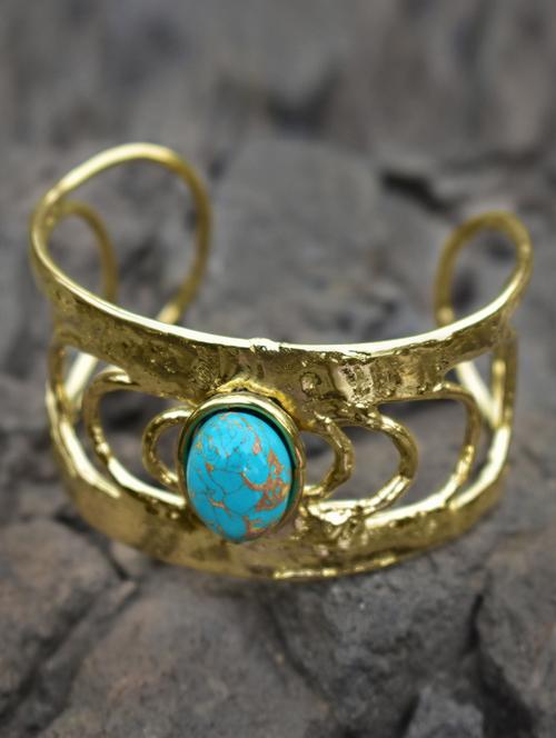 cuff bracelet - 15266740 - Very Small Image - 1