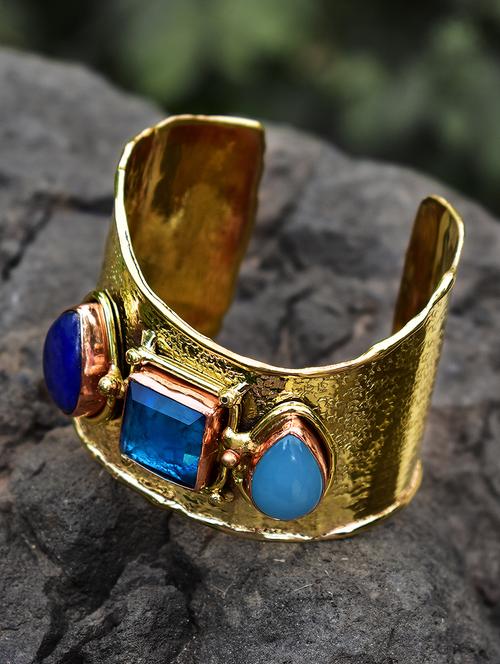 cuff bracelet - 15266747 - Very Small Image - 1