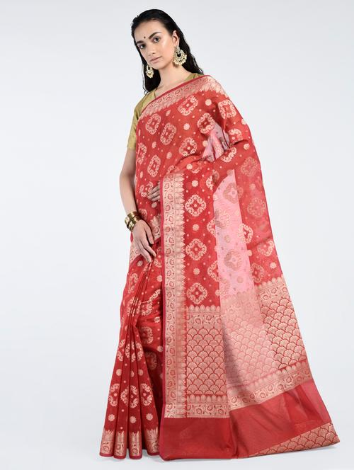 floral motif banarasi saree - 15268484 - Very Small Image - 1