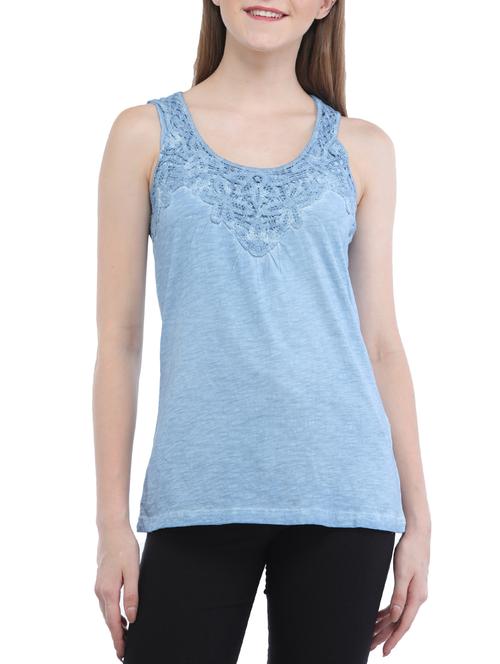 crochet trim tank top - 15315178 - Very Small Image - 1