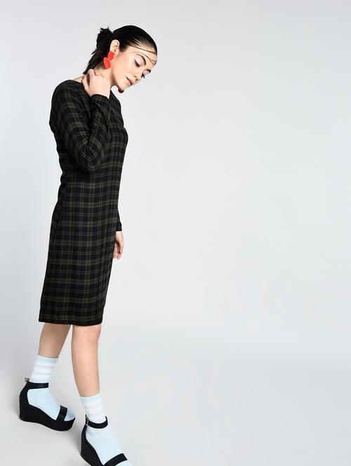 Plaid Pattern Shift Dress - 15396222 - Very Small Image - 1