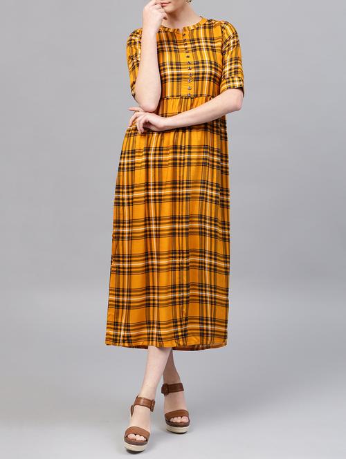 checkered front slit maxi dress - 15413414 - Very Small Image - 1