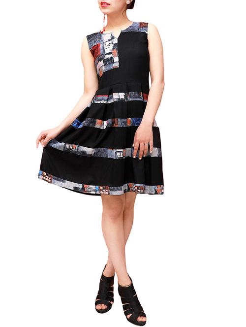 notch neck pleated dress - 15426258 - Very Small Image - 1