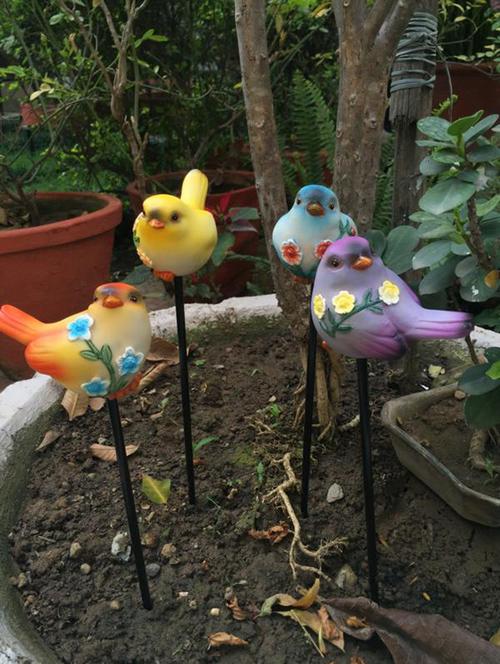home decor set of 4 beautiful resin bird with stake / stick decor(garden decor, gift items) - 15440873 - Very Small Image - 1