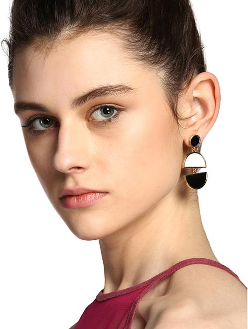 black gold tone drop earrings - 15489541 - Very Small Image - 1