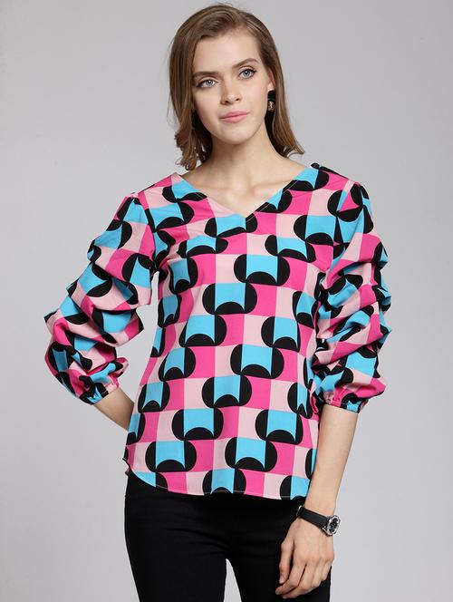 v-neck printed top - 15507420 - Very Small Image - 1