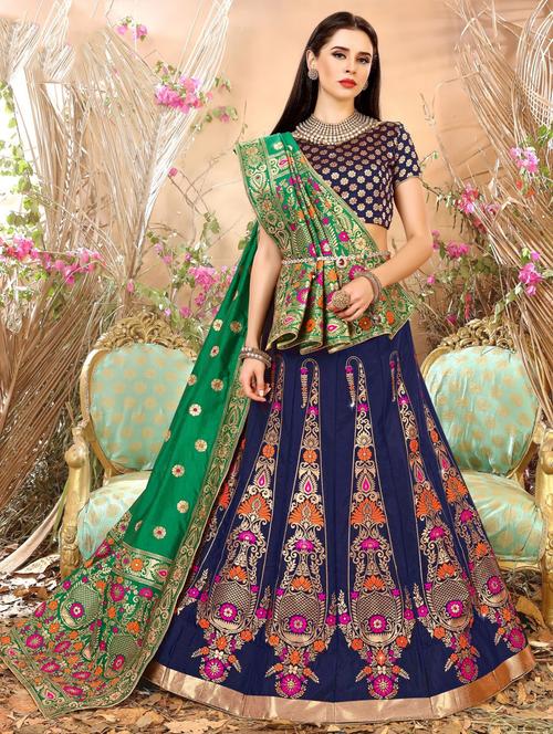 banarasi flared lehenga with contrast dupatta - 15511724 - Very Small Image - 1