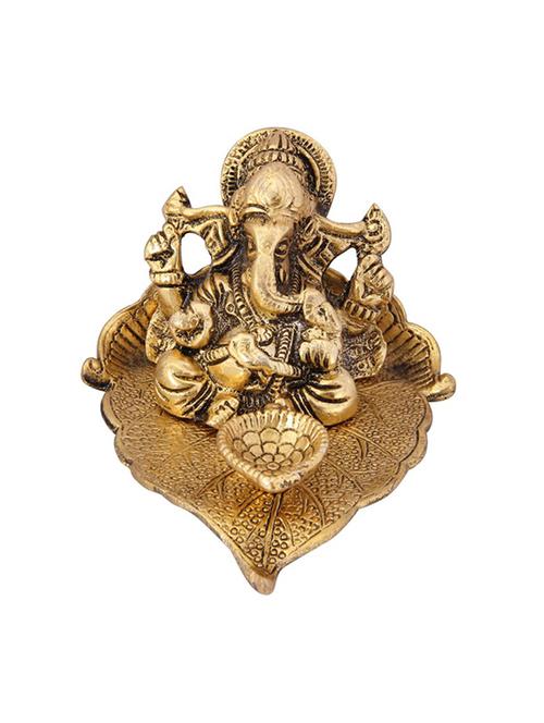 diya pipal leaf shape with ganesha antique gold plated by handicrafts paradise - 15558969 - Very Small Image - 1