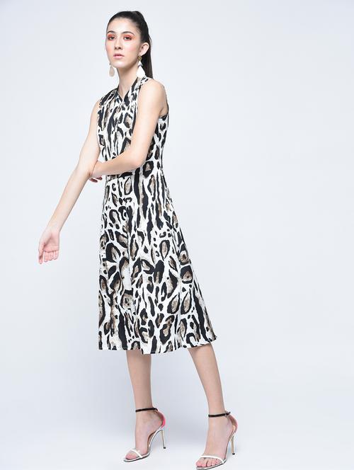 placket detailed animal print dress - 15560022 - Very Small Image - 1