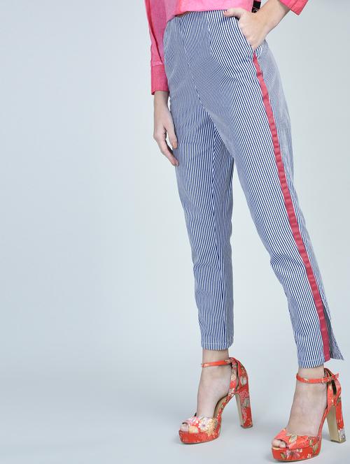 side taped striped trousers - 15570046 - Very Small Image - 1