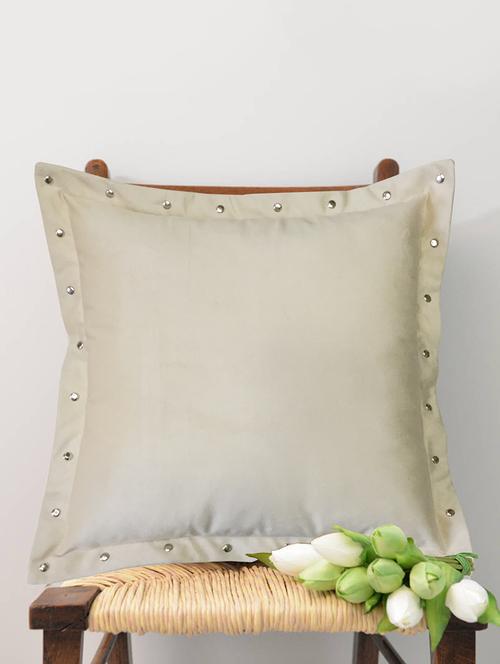smooth natural velvet cushion covers with some metallic oomph (single pc, 16 - 15619782 - Very Small Image - 1
