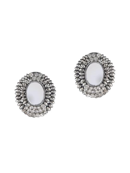 silver metal studs earring - 15704548 - Very Small Image - 1