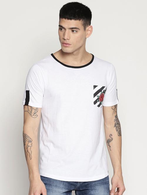white floral pocket t-shirt - 15817613 - Very Small Image - 1
