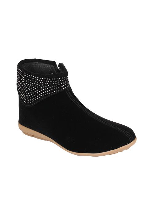 black ankle zipper  boots - 15835976 - Very Small Image - 1