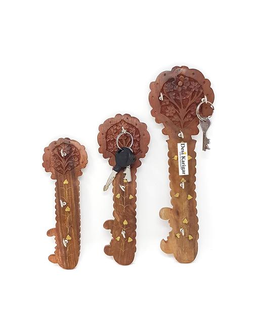 wooden key holder in key shape ( brown ) set of 3 - 15854464 - Very Small Image - 1