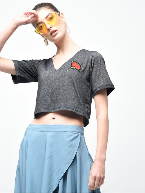 rose patch crop top - 15907431 - Very Small Image - 1