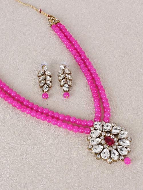 pink brass long necklace - 15970529 - Very Small Image - 1