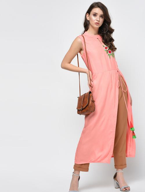 high slit embroidered kurta with tassels - 15998124 - Very Small Image - 1