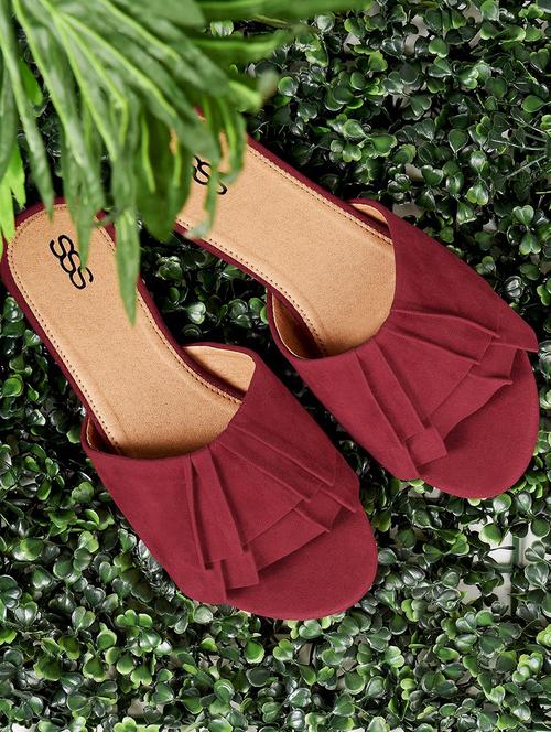 maroon slip on sandals - 16002089 - Very Small Image - 1