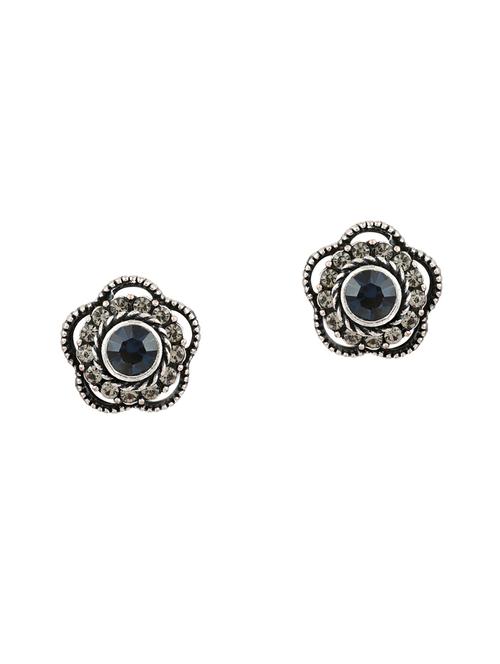 silver brass studs earring - 16004761 - Very Small Image - 1